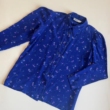 RESERVED for Rebecca - 1970s Chloé by Karl Lagerfeld textured silk blouse, floral print / small 