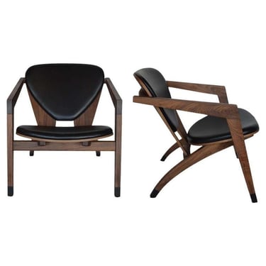 Pair Lounge Chairs in the Style of Hans Wegner “Butterfly Model 460” for Getama