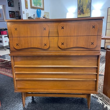 Mid Century ‘Monterey’ Walnut Highboy Dresser Designed by Leo Jiranek for Bassett Furniture, c. 1963