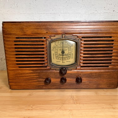 1936 Packard-Bell Radio Model 35 DeLuxe AM SW MP3 w/Bluetooth Option 