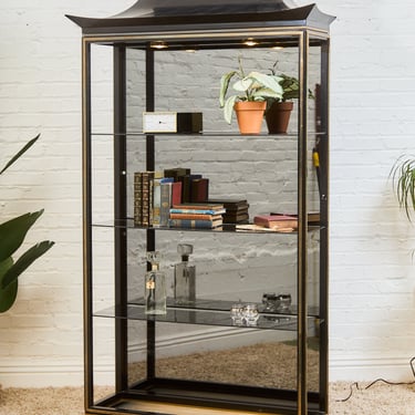 DREXEL HERITAGE Et Cetera Asian Chinoiserie Black Lacquer China Display Cabinet