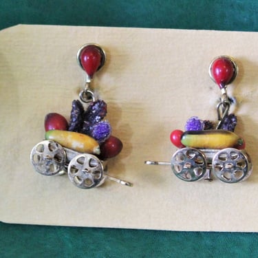 Vintage New Old Stock 3D Fruit Salad and Cart Movable Wheels Novelty Earrings screwback earrings //  pin up Sweet 