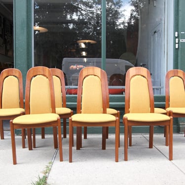 Set of 8 Scandinavian 70's teak dining chairs | Free delivery in NYC and Hudson Valley areas 