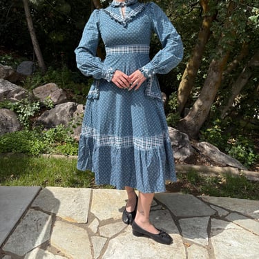 1970s Gunne Sax Calico Blue Prairie Dress with Long Sleeves size Medium 