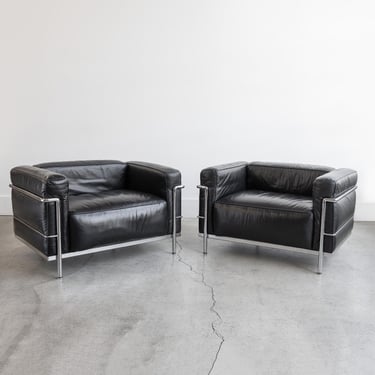 Vintage Cassina LC3 Grand Confort Lounge Chairs by Le Corbusier | Pierre Jeanneret, Charlotte Perriand | 1980s 