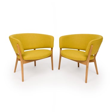 Vintage Nanna & Jørgen Ditzel Model 83 Danish Modern Lounge Chairs (Pair) 