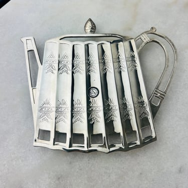 Vintage Silver Trivet, Godinger Silver Arts Teapot shape silver plated, with original sticker, for serving, tea, mid century decor, gift 