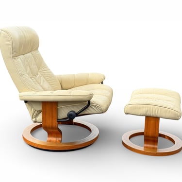Vintage Leather White Ekorness Stressless with Ottoman