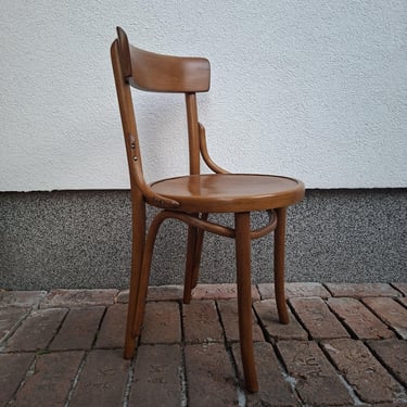 Restored Thonet Mundus Bentwood Chair - Vintage Vienna Style Cafe Chair 