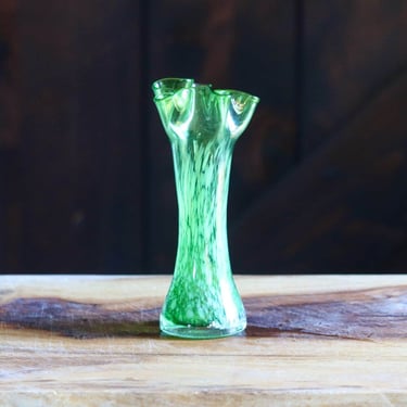 Vintage Lefton Swung Vase, Cute Spring Decor, Pretty Retro Stretch Glass Vase with White Confetti Design, Gift for Collector, Elegant Kitsch 