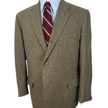 Vintage 1960s/1970s Herringbone Tweed Sack Sport Coat ~ size 42 R ~ 3 Roll 2 ~ jacket / blazer ~ Preppy / Ivy Style / Trad ~ 