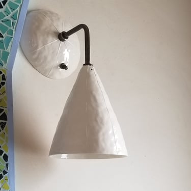 Ceramic wall sconce. Bronze with white 