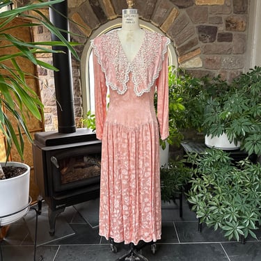 Vintage 1980s Jessica McClintock Dusty Rose and Lace Tea Length Formal Dress, Eighties Romantic Drop Waist Rose Bridesmaid Dress 