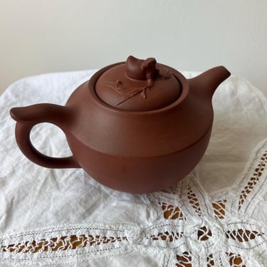 vintage Chinese Yixing Zisha Purple Clay Handmade Teapot Signed 