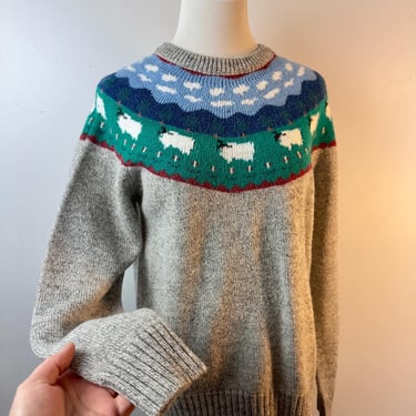Vintage 80’s sweater with sheep~ fair isle style~ pull over preppy cottage core/ size Medium 