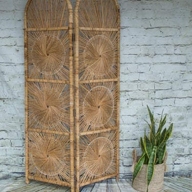 Vintage Wicker Sunburst Room Divider/Sunburst Screen/ Headboard/Wall Art 