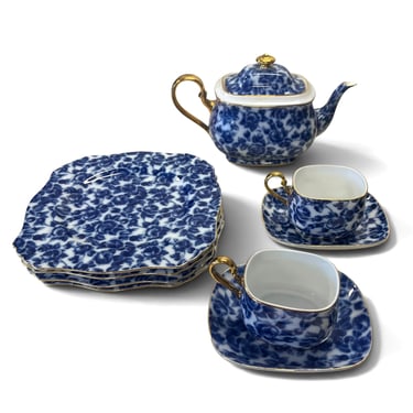 7-pc Royal Danube "Blue Calico Rose Chintz" dessert set w/ gold trim: teapot, 4