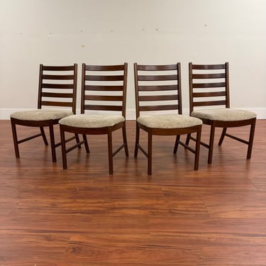 Mid-Century Ladder Back Dining Chairs Set of 4