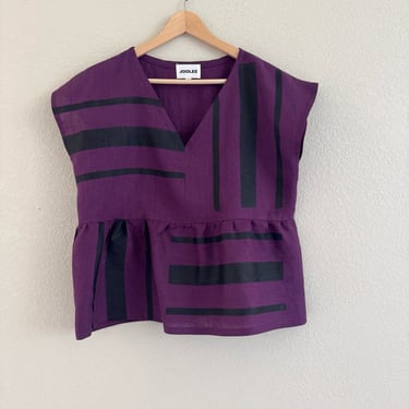 Wine linen top