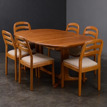 Vintage Teak Danish Modern Dining Set 6 Chairs and Oval Pedestal Dining Table 