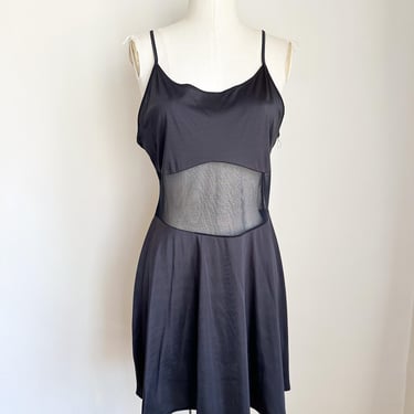 Vintage 1980s Black Nightgown / Slip Lingerie / Slip Dress // S 