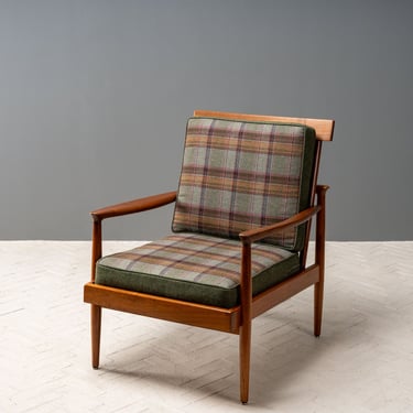 Sam Maloof Style Walnut Lounge Chair