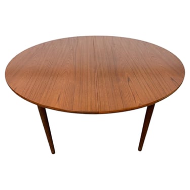 Mid-Century Danish Modern Hans Wegner Round Teak Dining Table - Refinished! 