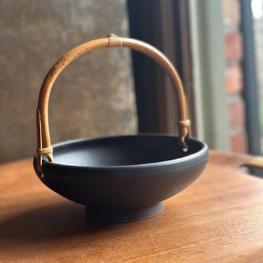 Paddy McNeely Black Porcelain Basket w/ Bamboo Handle | Northwest Studio Pottery 