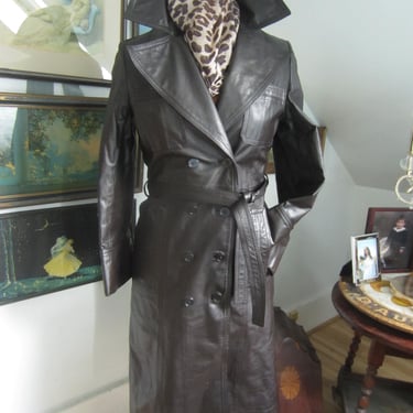1970's Leather Coat, Chocolate Brown, Double Breasted, Military Style Collar, Pockets ,Original Tie Bellt, Mint Condition Size S 