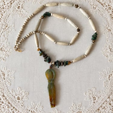Apple Jade and Serpentine Goddess Necklace, Venus Figurine Pendant, Pagan Jewelry, Earth Mother Amulet, Boho Beaded Necklace, Wiccan Talisma 