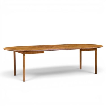 Jack Cartwright for Founders Style Mid Century Oak Expanding Dining Table with 2 Leaves 