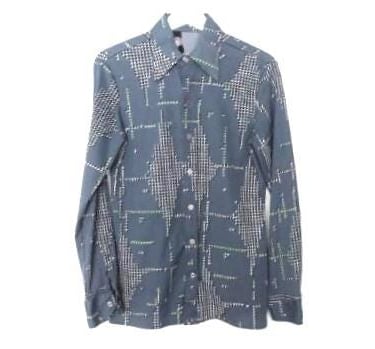 vintage mid-century MEN's button down SILKY polyester BIG collar geometric print blue and silver men's button down -- size small 