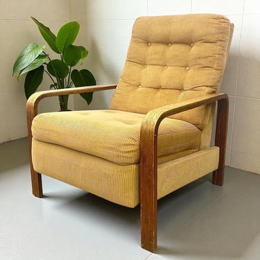 LOCAL PICKUP ONLY ———— Vintage Burris Industries Lounge Chair and Recliner 
