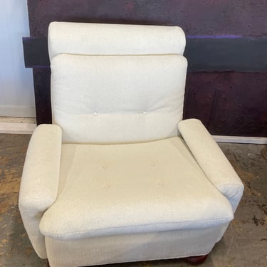 Orchidee Lounge Chair style