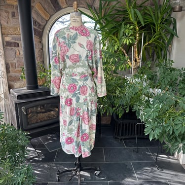 Vintage 1980s Ivory Pink Green Floral Rayon Dress 