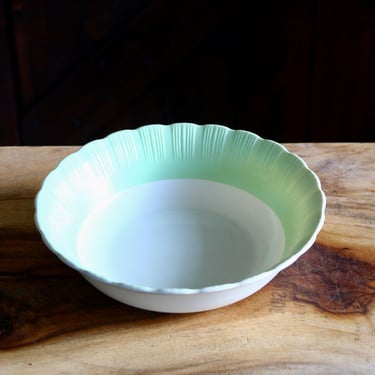 Vintage MacBeth Evans Serving Bowl, Retro Kitchenalia, Large Cremax Bordette Green Serving Dish, Glowing Uranium Dishes, Cottagecore Charm 