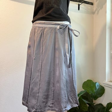 Y2K 100% Silk Silver Metallic Pleated Bow Detail ALine Mini Skirt Size 4 Mossimo 