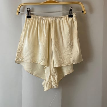 Silk Tap Pants Boudoir Lounge Shorts Victorias Secret Gold Tag 1990s coquette S 