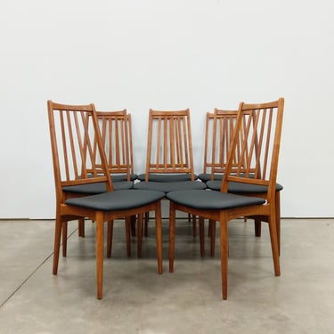 Set of 8 Vintage Mid Century Modern Teak Dining Chairs 