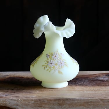 Vintage Fenton Custard Glass Vase, Elegant Spring Decor, M Dickinson signed Uranium Glass Vase w/ Daisy & Frit, Collector Gift, Cottagecore 