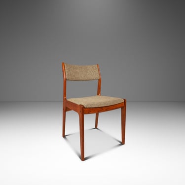 Danish Mid-Century Modern Dining / Desk Chair in Solid Teak & Original Oatmeal Fabric by Scandinavia Woodworks Co., c. 1970's 