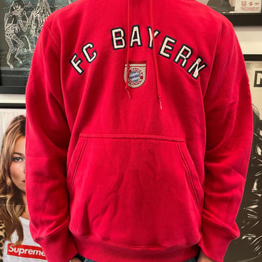 Vintage ‘03/‘04 Adidas Bayern Munich Hoodie size M