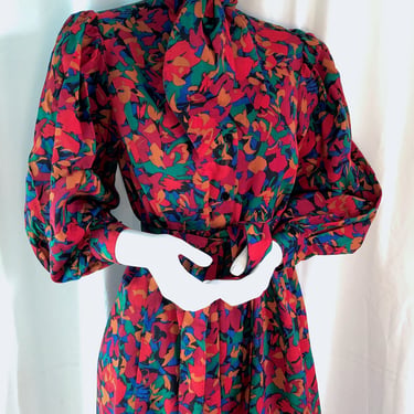 70s GUY LAROCHE Dress, 1970s Boho Chic Dress, 80s Jabot Collar Work Chic, Red Wool Challis Dress, Vintage HOLIDAY Dress, 1980s Office Siren 