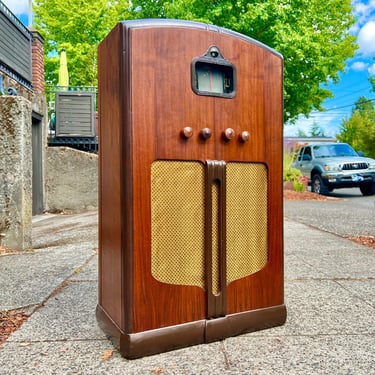 1936 Airline AM/SW/Bluetooth Console Radio, Movie Dial, Tuning Eye.  Pickup, PNW Delivery, U-Ship 