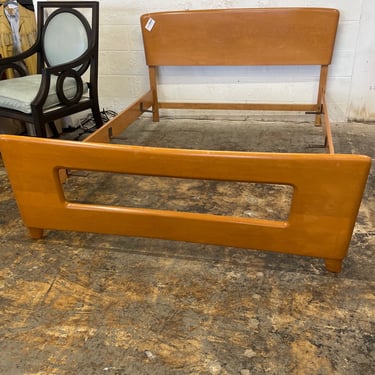Heywood Wakefield Wishbone Design Bed
