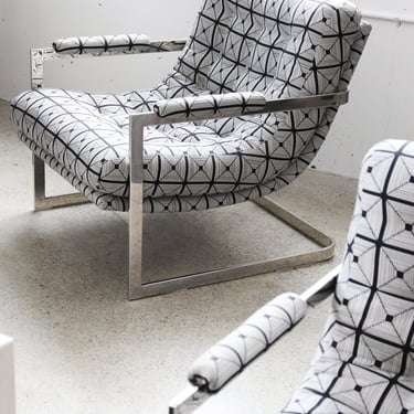 Mid Century Scoop Chair