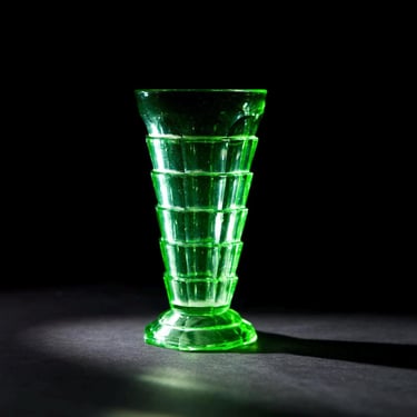Rare Vintage Uranium Glass Tumbler:  Tea Room Green Depression Era UV-Reactive Collectible, Indiana Glass Co 