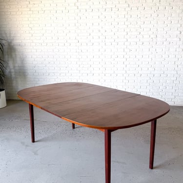 Founders Oiled Walnut Dining Table With Two Leaves