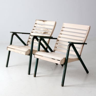 vintage slat wood folding chairs pair 