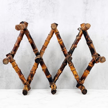 Vintage Burnt Bamboo Accordion Wall Rack - Expandable 10 Peg Coat Hook, Tortoiseshell Bamboo 